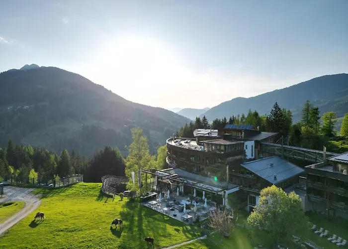 Holzhotel Forsthofalm