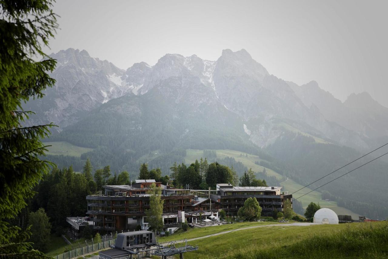 Holzhotel Forsthofalm 4*