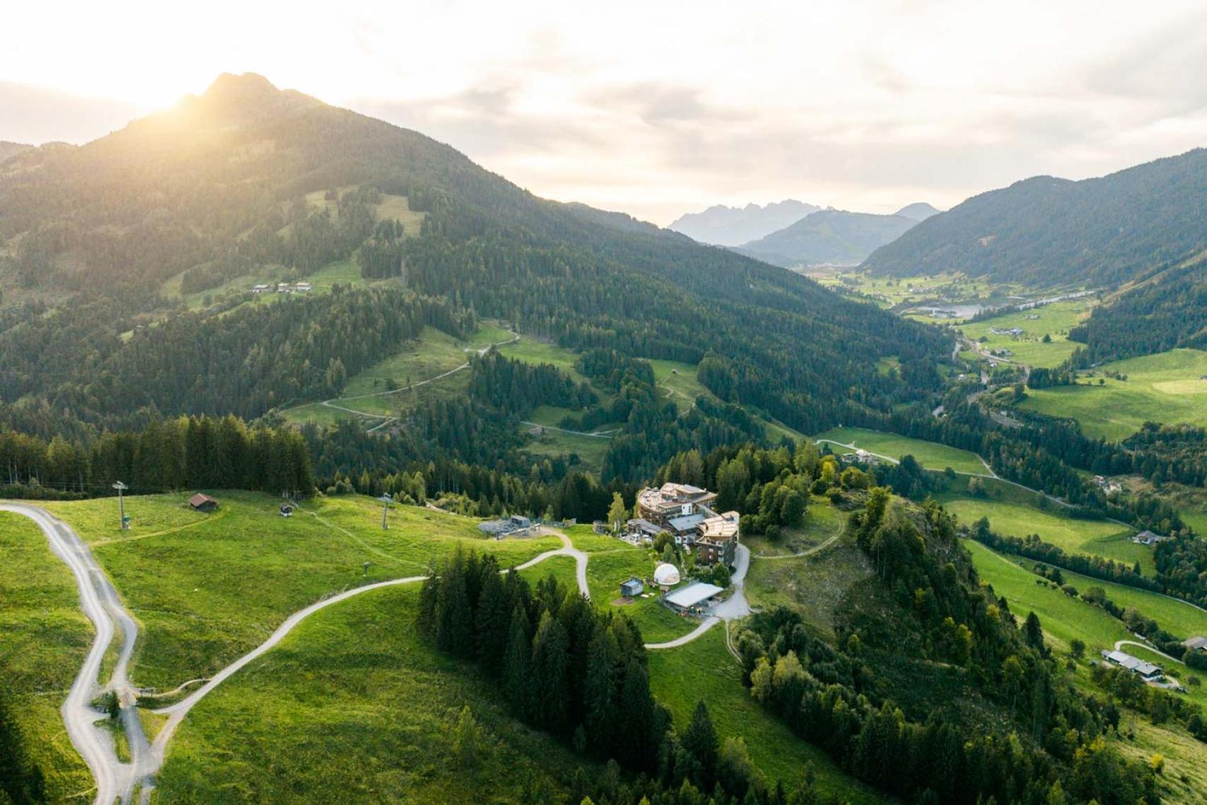 Holzhotel Forsthofalm 4*