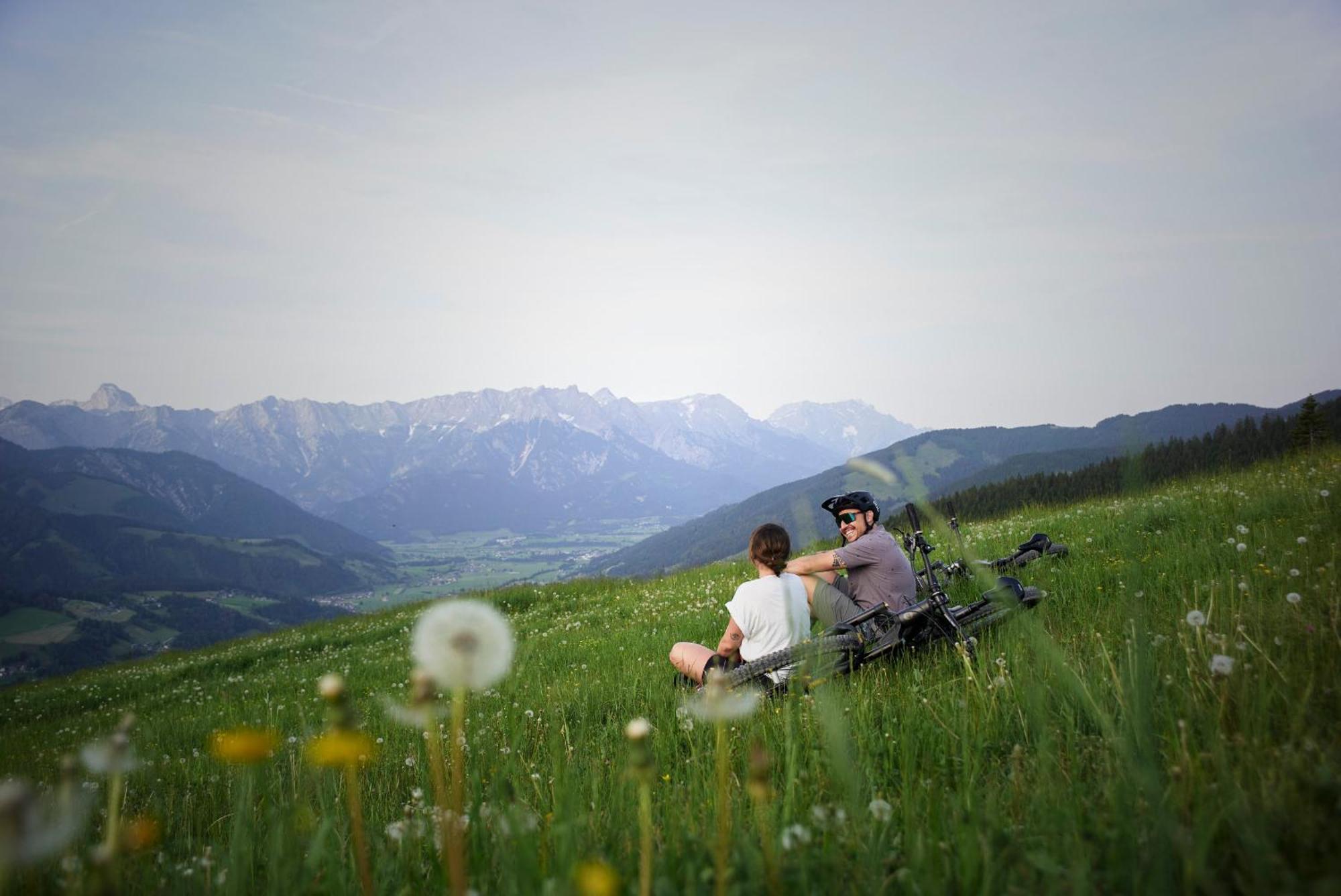 Hotel Holzhotel Forsthofalm 4*