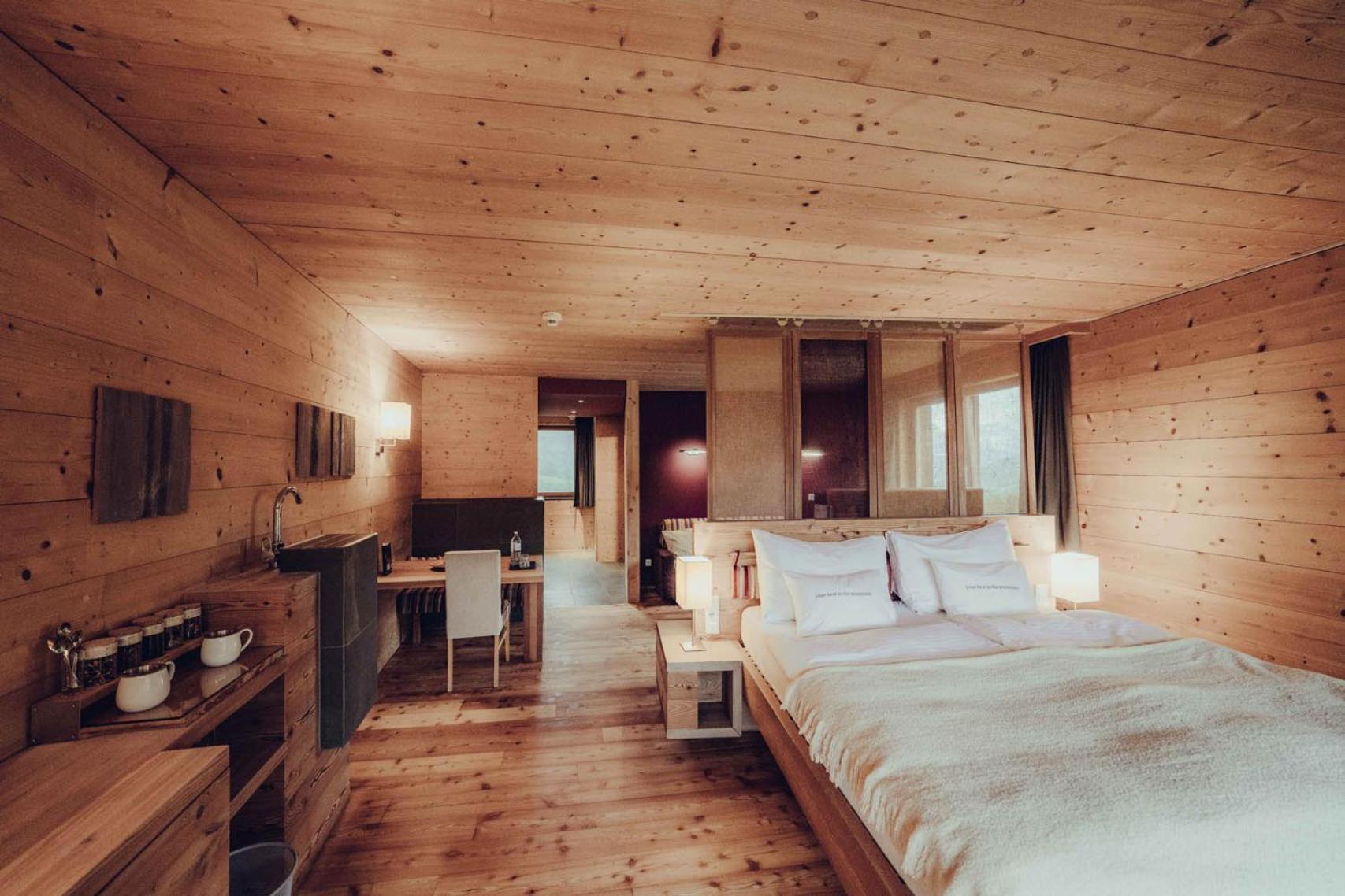 Holzhotel Forsthofalm 4*
