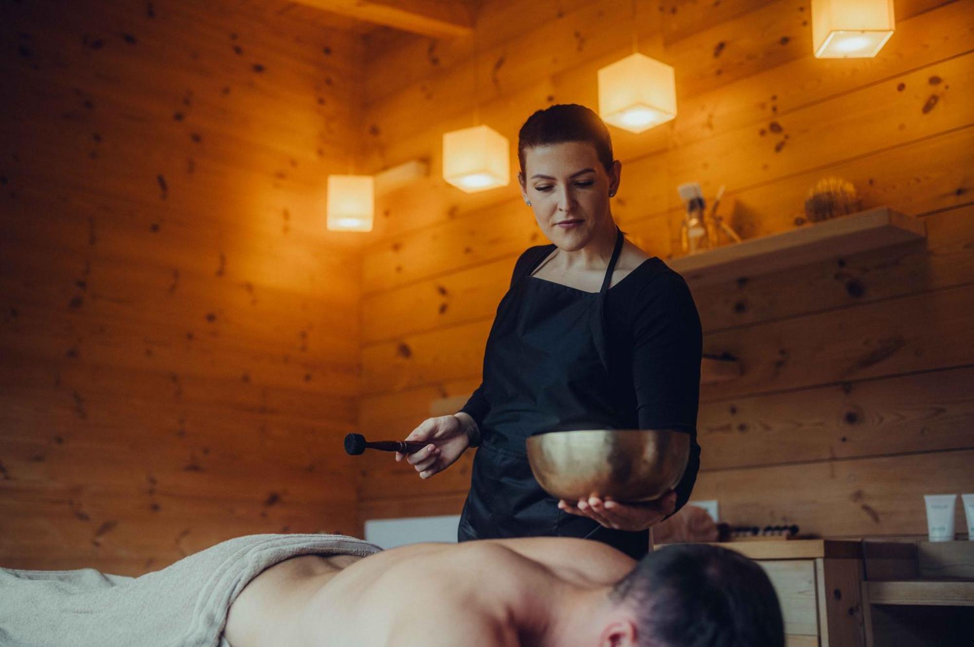 Hotel Holzhotel Forsthofalm 4*