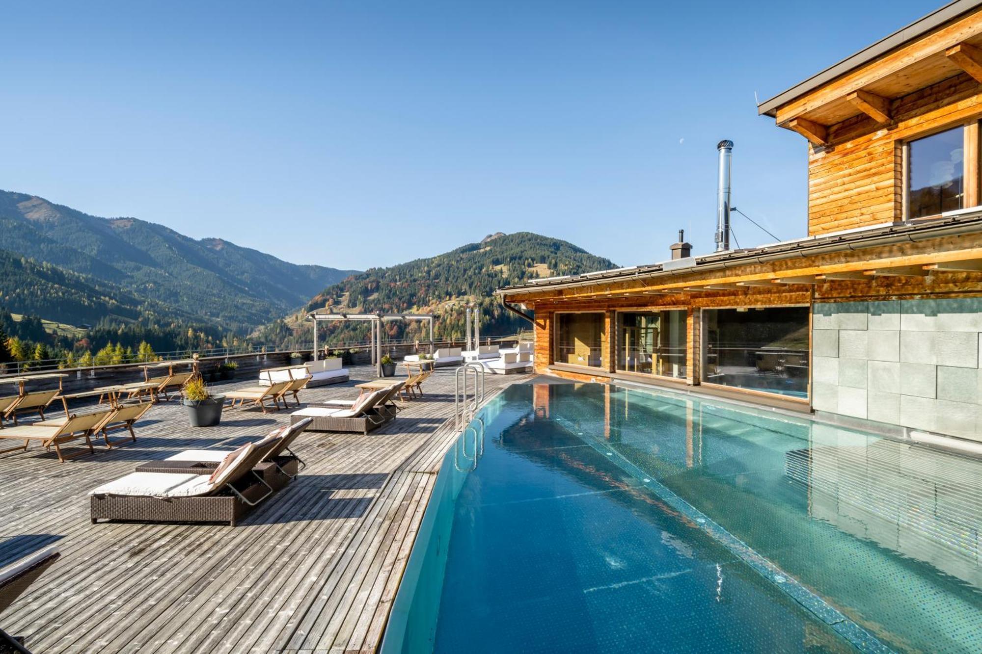 Holzhotel Forsthofalm Hotel